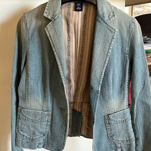 Gap, size 2, denim blazer